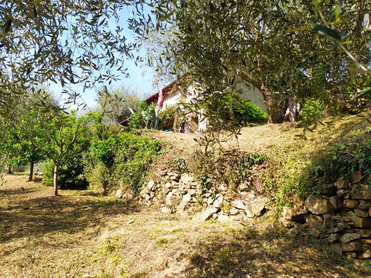 la casa di enea Villa Apricale Exterior foto